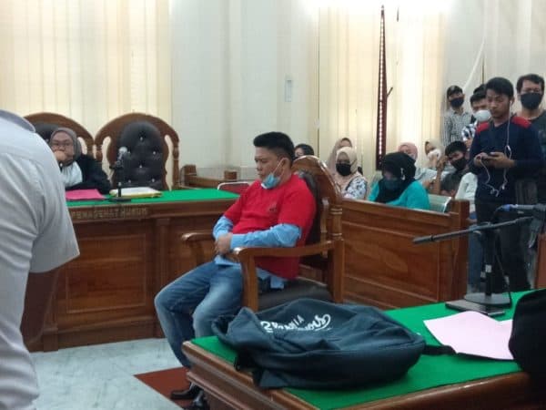 pembacaan_tuntutan_terhadap_bandar_ekstasi_ditunda_di_pn_medan