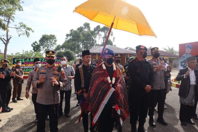 pembangunan_50_rumah_dinas_yon_c_brimobdasu_di_tapsel_diresmikan