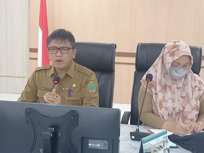 pembangunan_jalan_di_deli_serdang_dimulai_dengan_penutupan_lubang