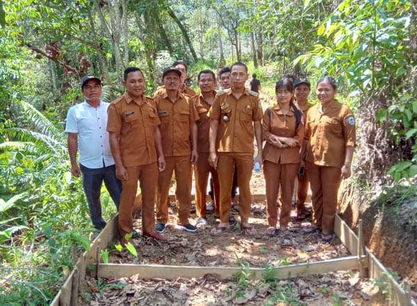 pembangunan_jalan_di_desa_simarpinggan_dipastikan_rampung