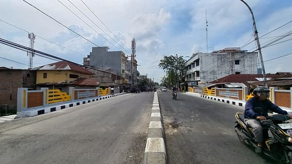 pembangunan_jembatan_selesai_jalan_hm_yamin_sudah_bisa_dilalui