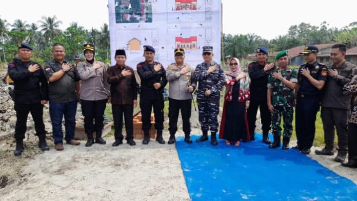pembangunan_rumah_dinas_kompi_3_batalyon_b_sat_brimob_wali_kota_tanjungbalai_jaga_fasilitas_yang_diterima
