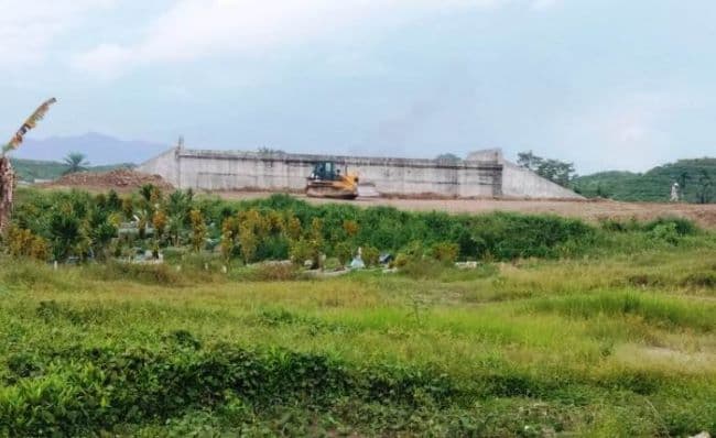 pembebasan_lahan_jalan_tol_di_sitalasari_menunggu_pembayaran_ganti_rugi