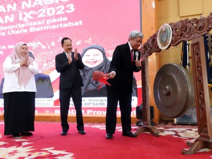 pembukaan_pkn_tingkat_ii_angkatan_ix_sekdaprovsu_harapkan_bawa_perubahan_di_unit_kerja