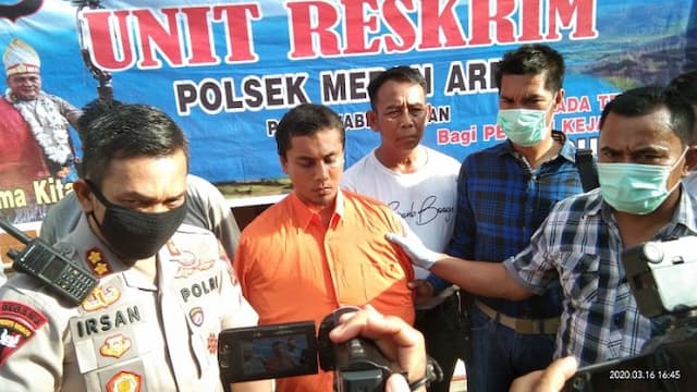 pembunuh_pria_mrx_ditangkap_dari_kolong_tempat_tidur