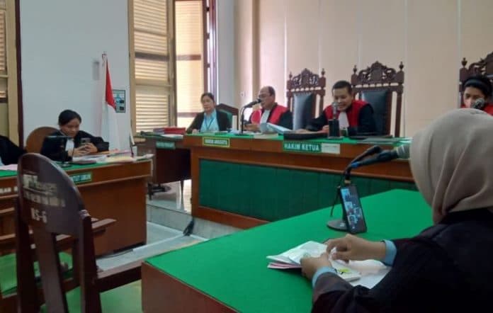 pembunuh_wanita_dan_bawa_mayat_pakai_becak_divonis_14_tahun_penjara