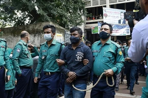 pembunuhan_brutal_20_mahasiswa_bangladesh_divonis_mati