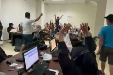 pemerintah_dinilai_perlu_lakukan_moratorium_perizinan_pinjol