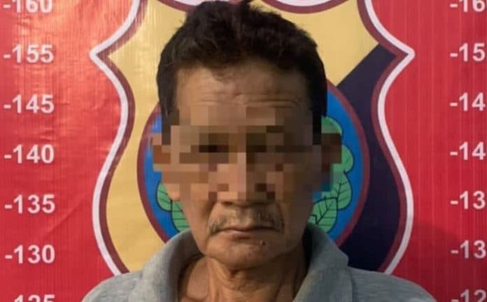 pemilik_kontrakan_bacok_penghuni_rumahnya_gegara_hidupkan_musik_keras_keras