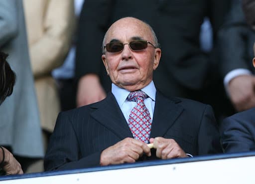 pemilik_tottenham_hotspur_didakwa_melakukan_insider_trading