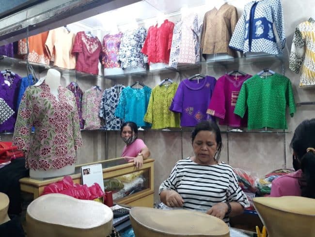 peminat_baju_baru_sepi_omzet_pedagang_berkurang_50_persen