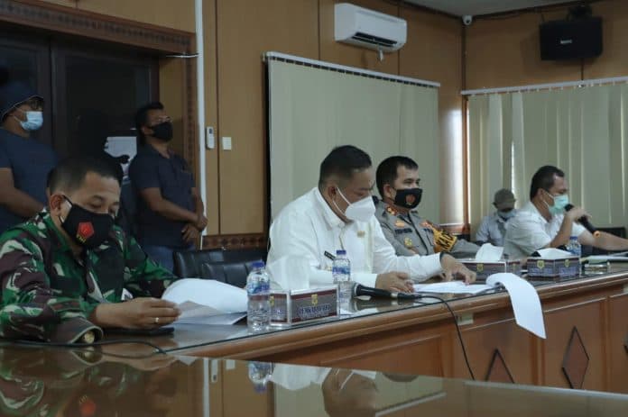 pemkab_dairi_konsisten_bantu_warga_terkait_penciutan_hutan_sesuai_aturan_dan_kewenangan