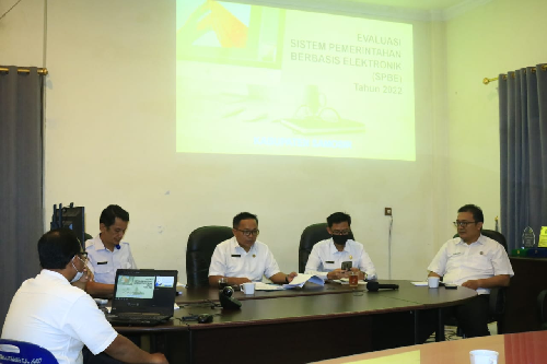 pemkab_samosir_fokus_tingkatkan_prestasi_spbe_2022
