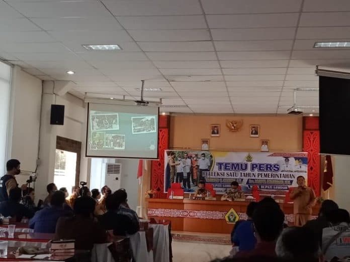 pemkab_samosir_gelar_temu_pers_ini_tujuannya