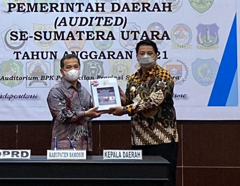 pemkab_samosir_raih_predikat_opini_wtp_kelima_kalinya