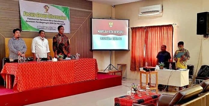 pemkab_simalungun_gelar_fgd_pembuatan_rrtr_kawasan_perdagangan_kek_sei_mangkei