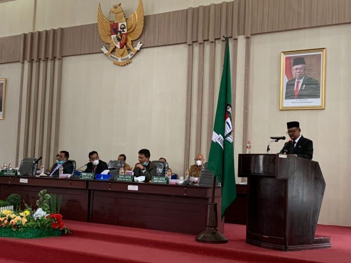 pemkab_simalungun_sampaikan_nota_pengantar_keuangan_r_apbd_tahun_2022