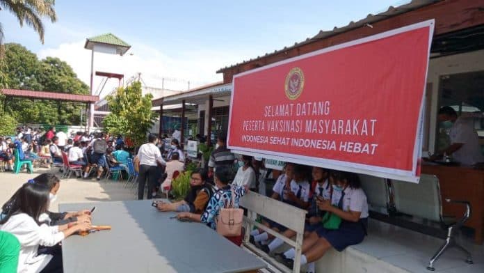 pemkab_toba_genjot_vaksinasi_hingga_akhir_tahun