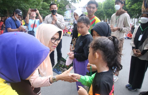 pemko_gelar_siantar_car_free_day_untuk_bersilaturahmi_dengan_masyarakat
