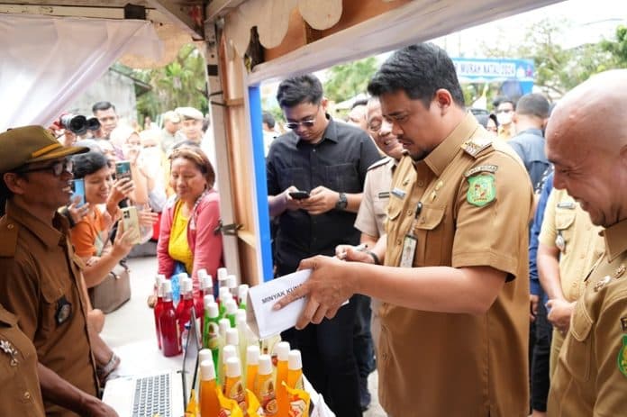 pemko_medan_gelar_pasar_murah_antisipasi_lonjakan_harga_jelang_nataru