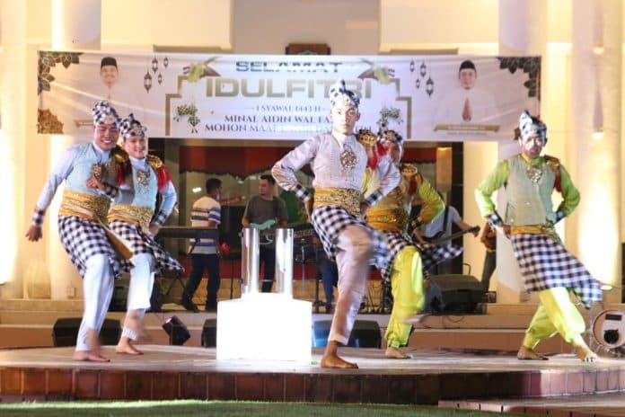 pemko_medan_hadirkan_beranda_kreatif_di_halaman_kantor_wali_kota_medan_setiap_pekan