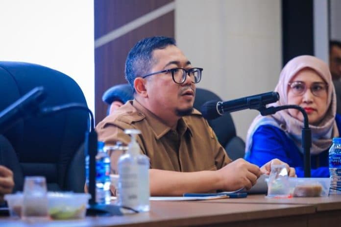 pemko_medan_sosialisasikan_satu_data_indonesia_ke_aparatur_kelurahan_cantik