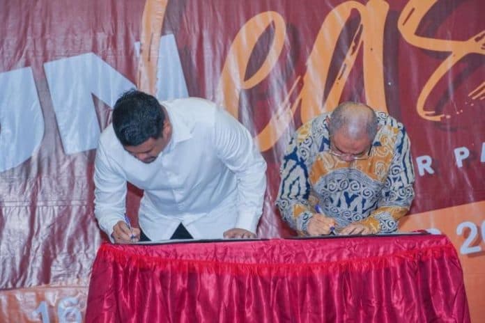 pemko_medan_teken_mou_beasiswa_anak_berprestasi_dengan_itb