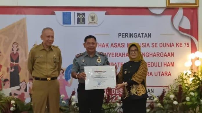 pemko_pematang_siantar_raih_penghargaan_kota_peduli_ham_2022