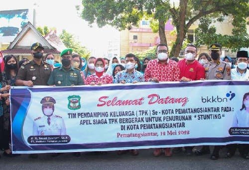 pemko_siantar_gelar_apel_siaga_tim_pendamping_keluarga_bergerak_atasi_stunting
