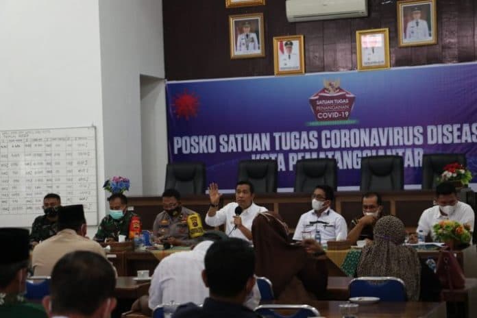 pemko_siantar_izinkan_sholat_tarawih_di_mesjid_dan_musholla_saat_pandemi_covid_19