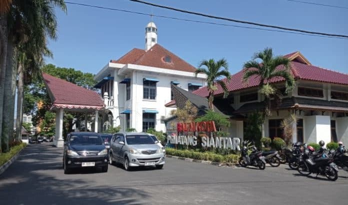 pemko_siantar_pastikan_27_desember_bukan_cuti_bersama