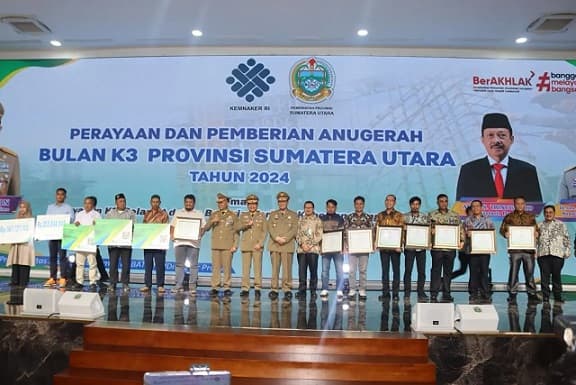 pemprov_sumut_beri_jaminan_sosial_ketenagakerjaan_ke_41570_pekerja_rentan