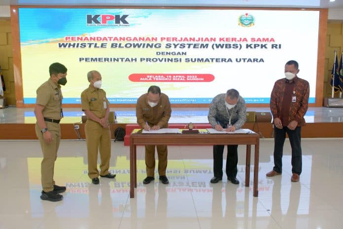 pemprov_sumut_teken_perjanjian_kerja_sama_whistle_blowing_system_dengan_kpk