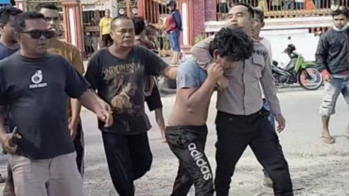 pemuda_diduga_cabuli_siswi_sd_di_toba_nyaris_dihajar_massa