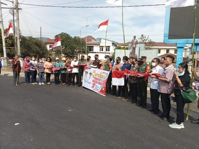 pencanangan_gerakan_10_juta_bendera_dimulai_di_toba