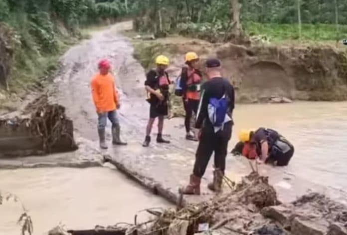 pencarian_pria_penggembala_sapi_yang_hanyut_di_sungai_tapian_dolok_dihentikan
