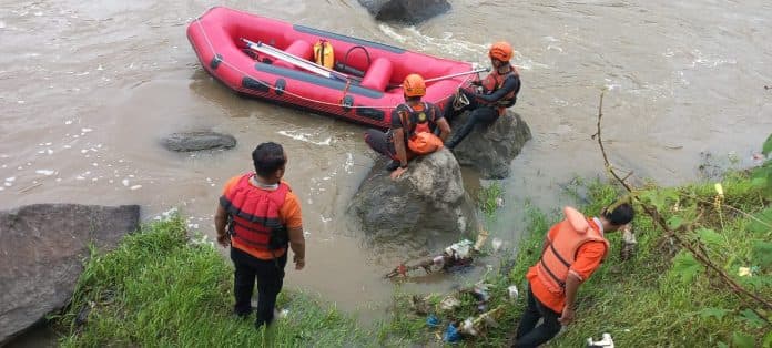 pencarian_santri_yang_hanyut_di_sungai_singolot_madina_dilanjutkan_hari_ini