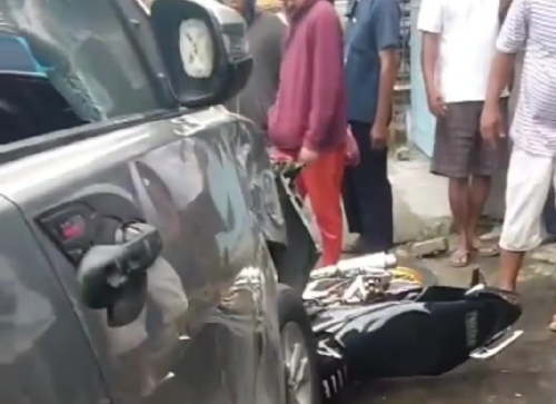 pencuri_mobil_babak_belur_dihakimi_massa_di_medan