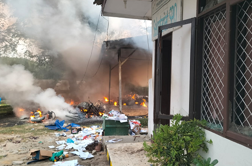 pencuri_sawit_ditembak_mati_warga_serang_kantor_pttn_labusel