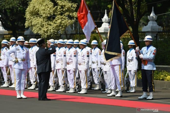 peneliti_jokowi_tangkap_alasan_di_balik_jokowi_tarik_prabowo