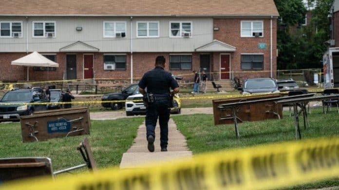 penembakan_brutal_kembali_terjadi_di_amerika_serikat_dua_orang_tewas