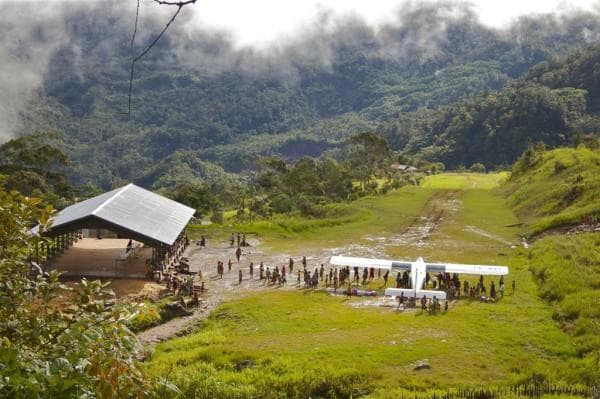 penerbangan_tercepat_ada_di_indonesia_cuma_73_detik