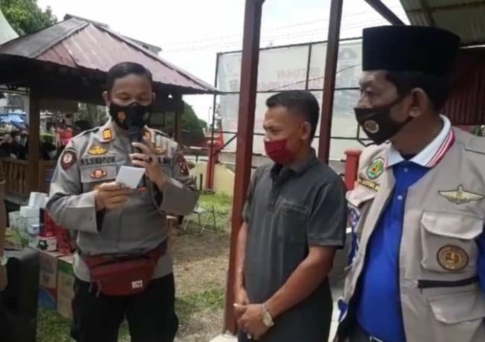 penerima_lucky_draw_kaget_namanya_disebut_kapolsek_galang