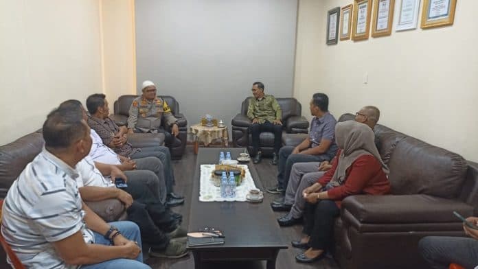pengamanan_pemilu_2024_kpu_dan_kapores_tanjungbalai_sepakat_jaga_sinergitas