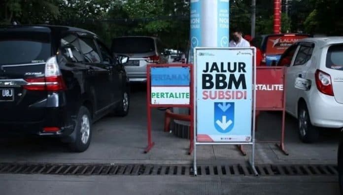 pengamat_ingatkan_efek_samping_rencana_pemerintah_hapus_subsidi_bbm_jadi_blt