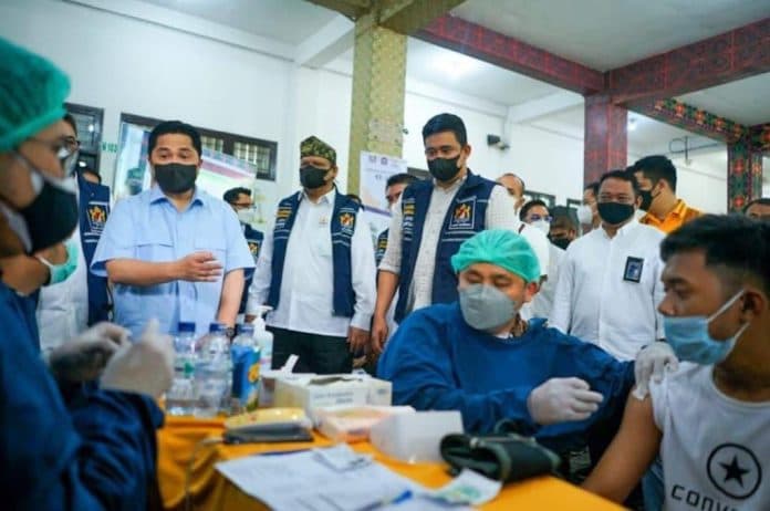 pengamat_vaksinasi_penting_untuk_jaga_pertumbuhan_ekonomi