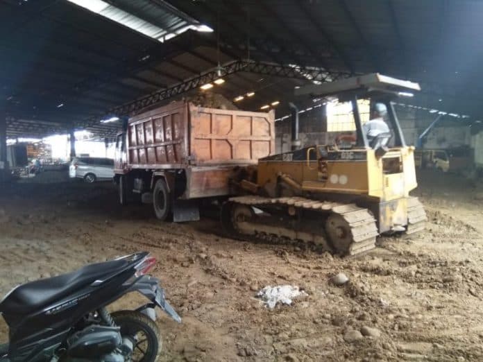 pengelola_pelabuhan_tak_tahu_ada_renovasi_gudang_di_belawan