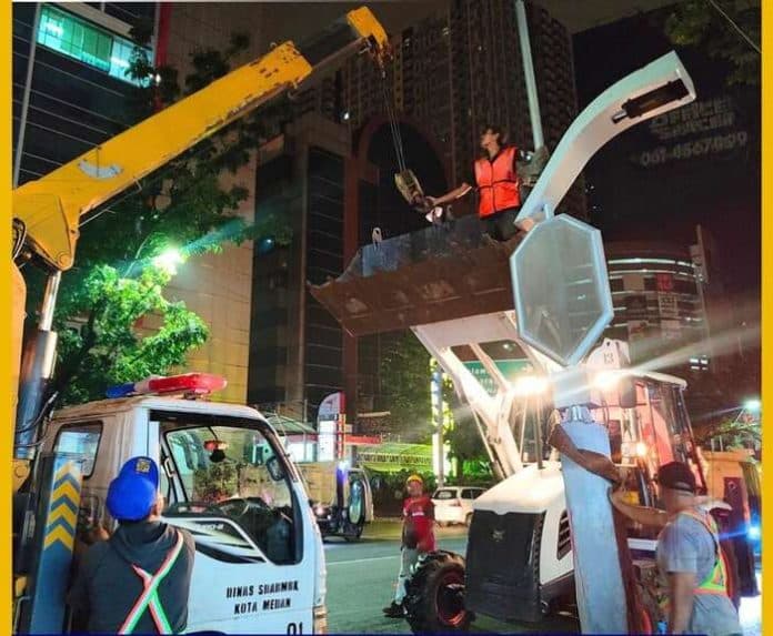 pengembalian_uang_lampu_pocong_belum_jelas_inspektorat_menunggu_arahan_wali_kota