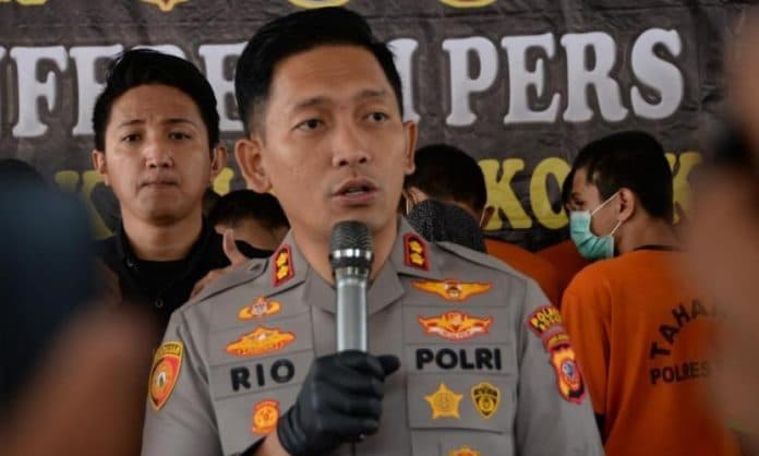 pengembangan_kasus_polisi_malah_salah_tangkap_pasutri