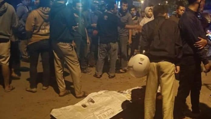 pengendara_ninja_tewas_nabrak_truk_berhenti_di_tanjung_morawa